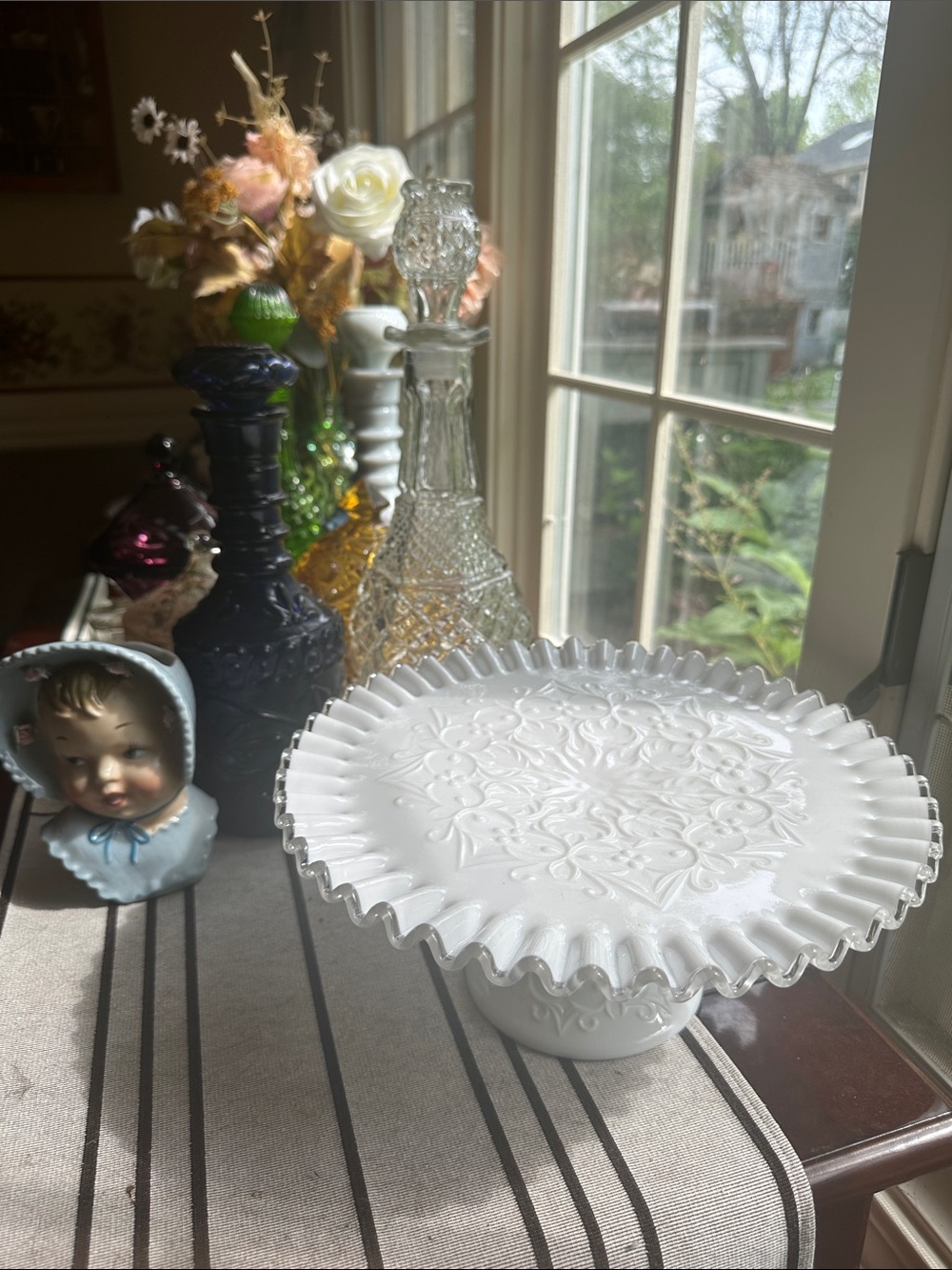 HTF Fenton Spanish Lace Silver Crest crimped rim pedestal cake stand, 1970s